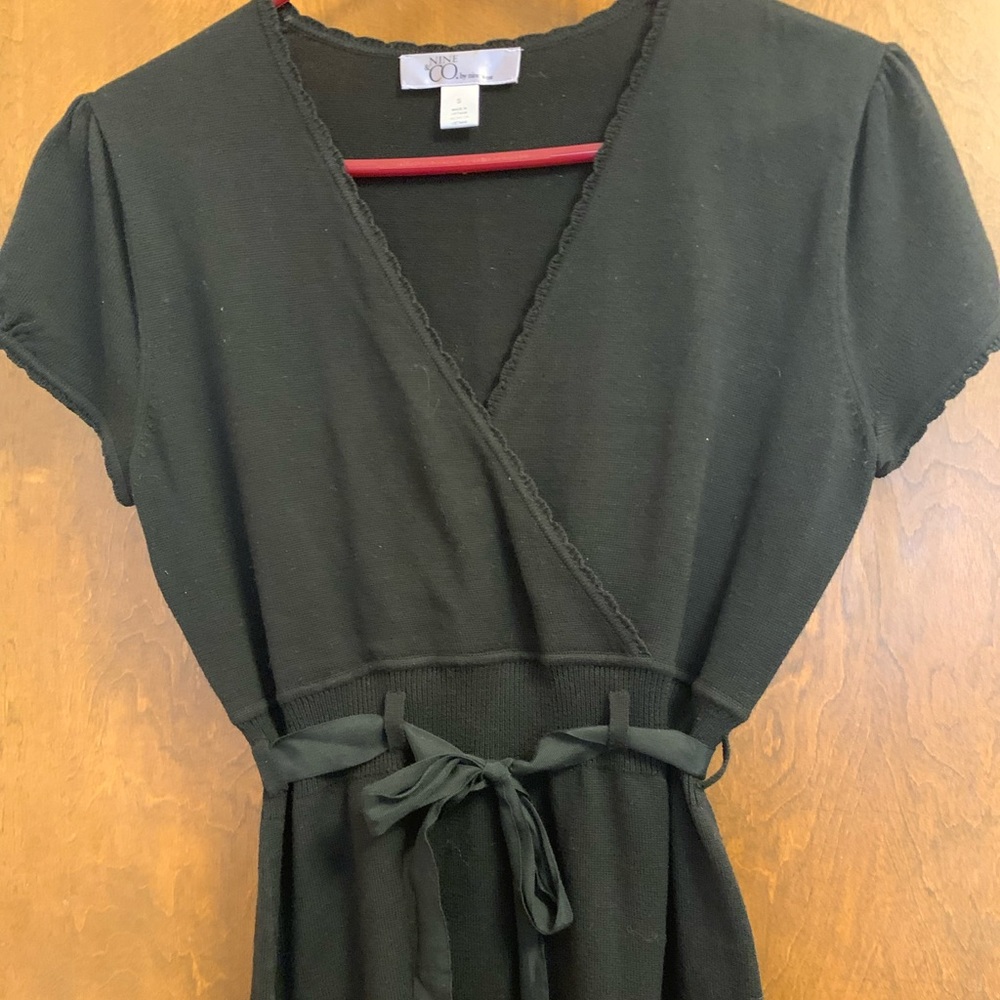 Tie waist V-neck blouse